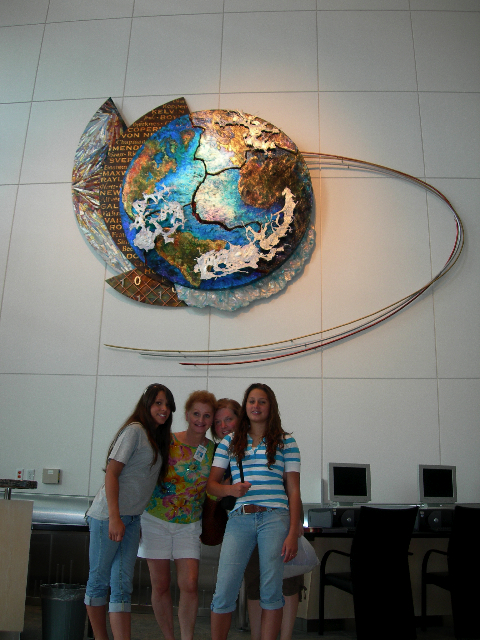 Get a picture of that goofy globe